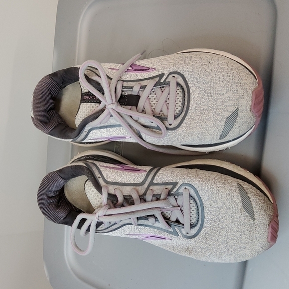 𝅺BROOKS adrenaline GTS women's size 8.5 good condition - Picture 1 of 7